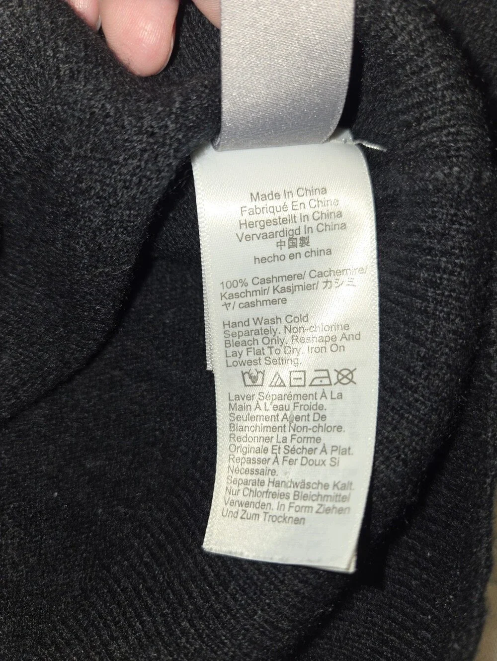 J. Crew 100% Cashnere Black Crewneck Pullover Sweater, Size Medium - Picture 6 of 8